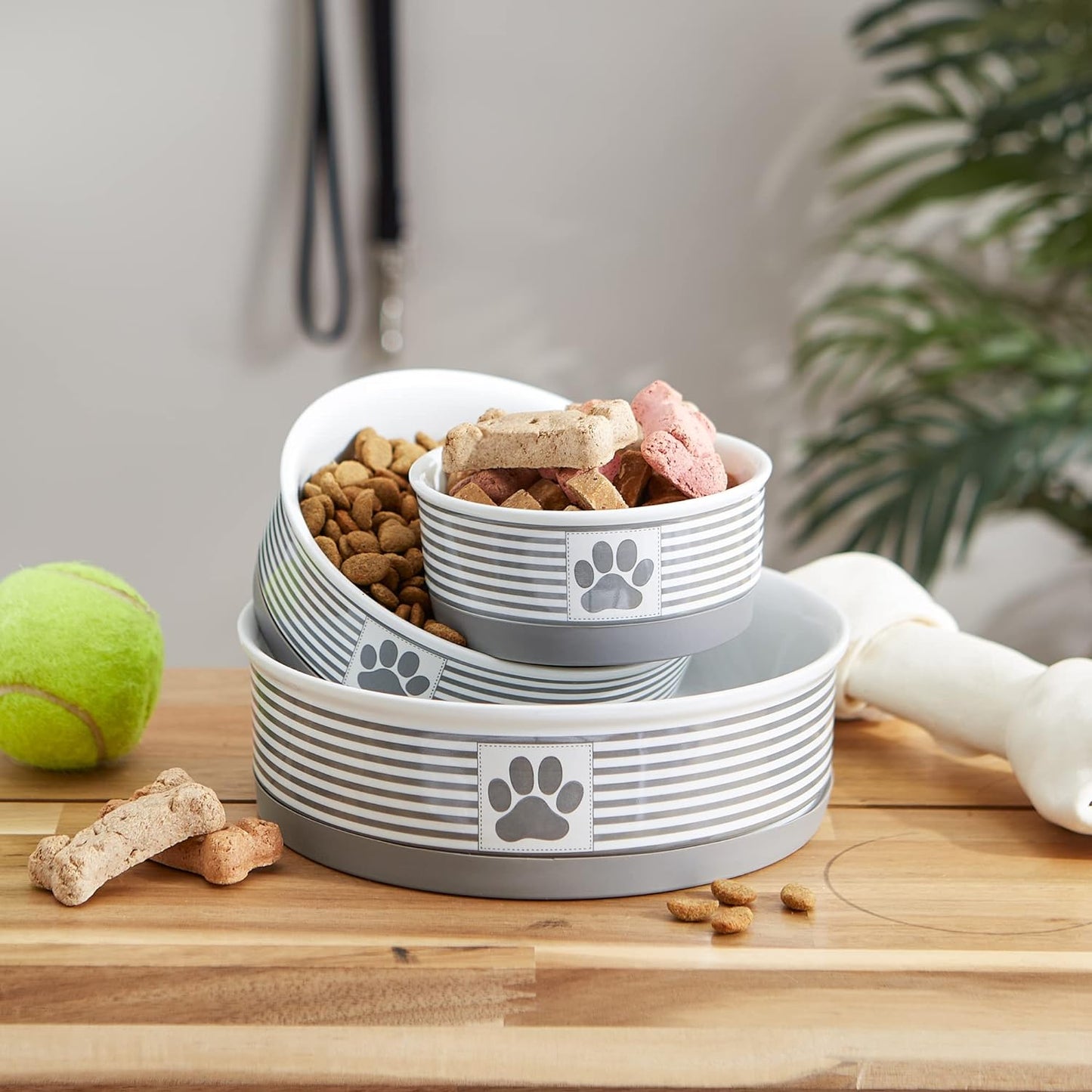 Paw & Patch Ceramic Pet Collection, Medium Bowl, 6X2", Gray