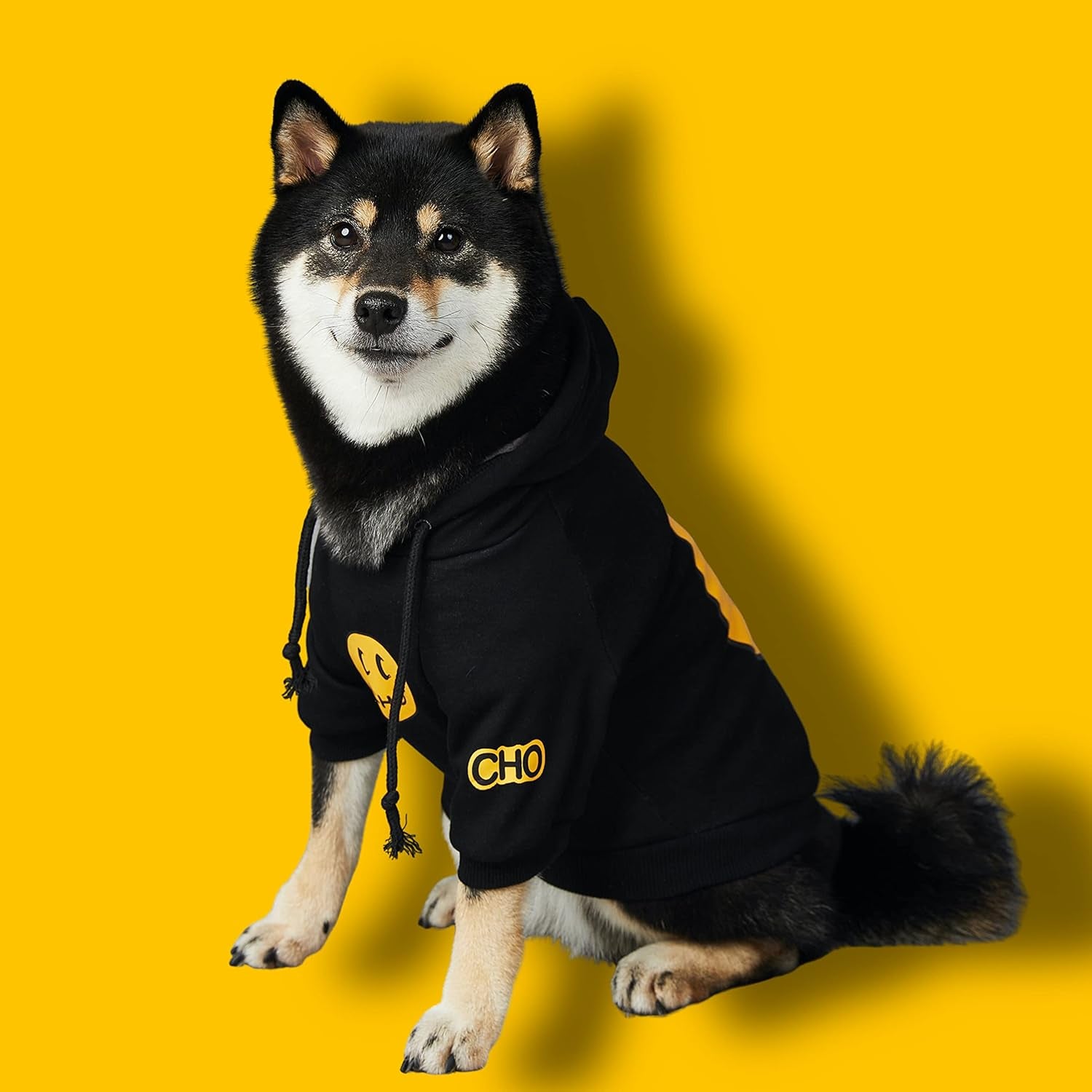 Stylish Smiley Dog Hoodie - Fashionable Cotton Sweater for Small to Large Dogs & Cats (2XL, Black)